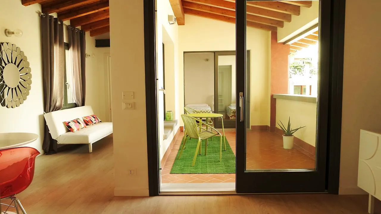 بيت ضيافة Indisparte Suites بيرغامو
